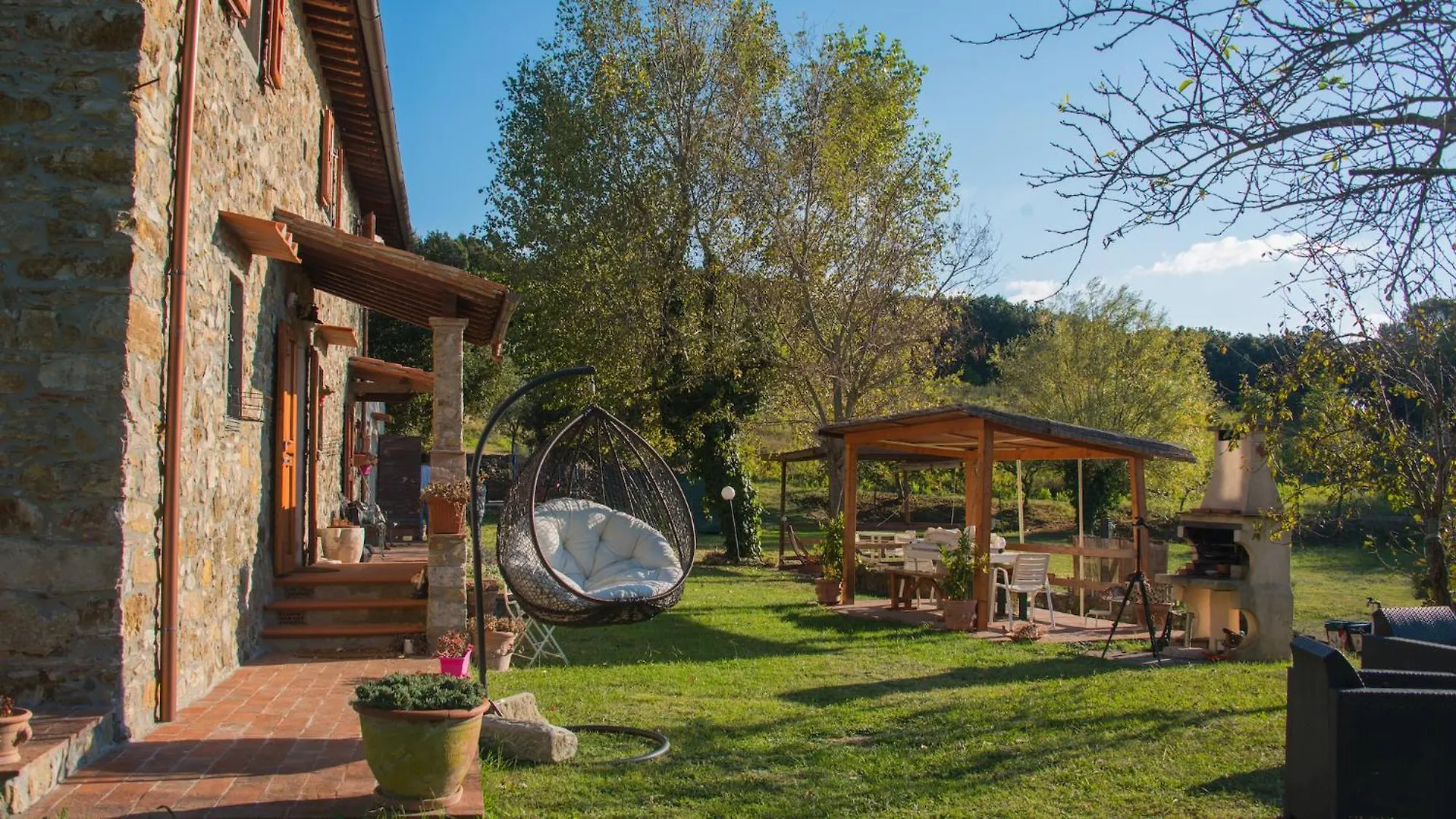 Apartment Antico Casale Il Fiorentino Montenero