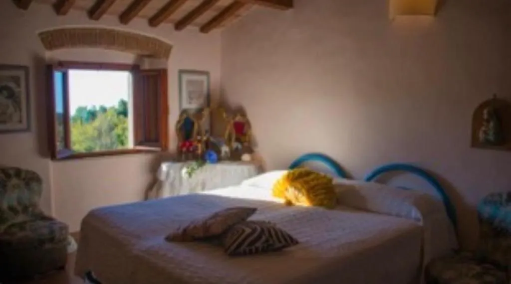 Apartment Antico Casale Il Fiorentino Montenero